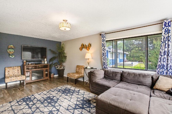 Pacific Breeze Hideaway image 12