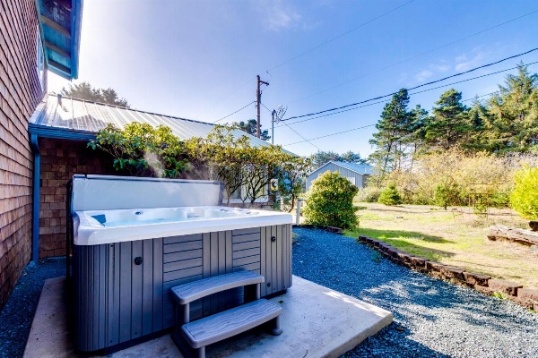 Pacific Breeze Hideaway image 4